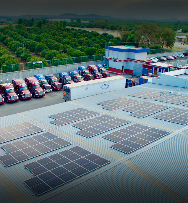 instalación de paneles solares en empresa de fletes rgc